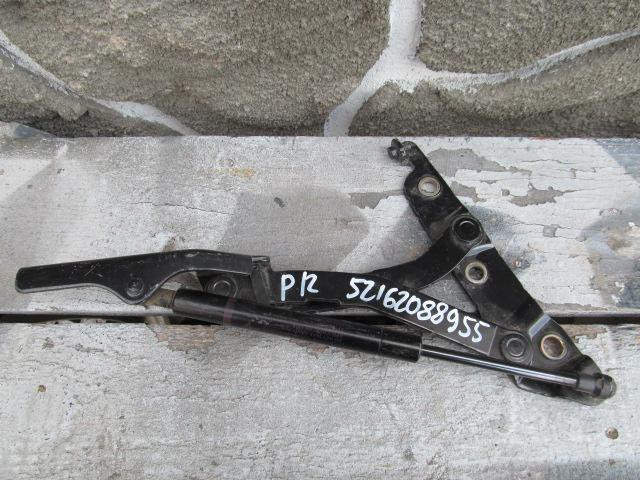 Петля крышки багажника Nissan Primera P12 2002>