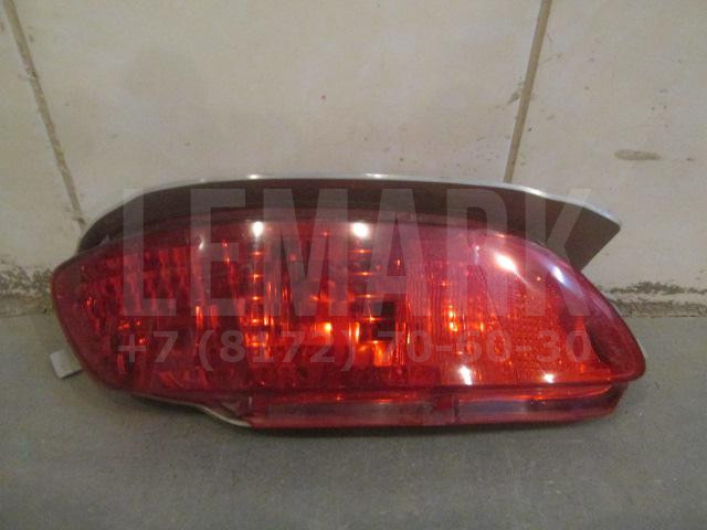 Фонарь задний в бампер левый Lexus RX 2003-2009 8192048030