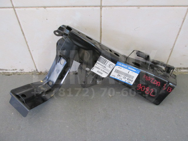 Кронштейн крепления правого крыл Mazda 3 (BM) 2013-2019 B45A53140