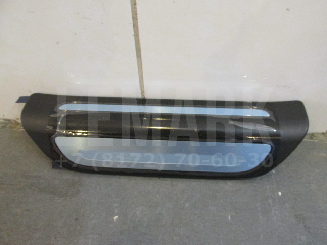Накладка порога Audi Q3 2012-2018 8U0853376A