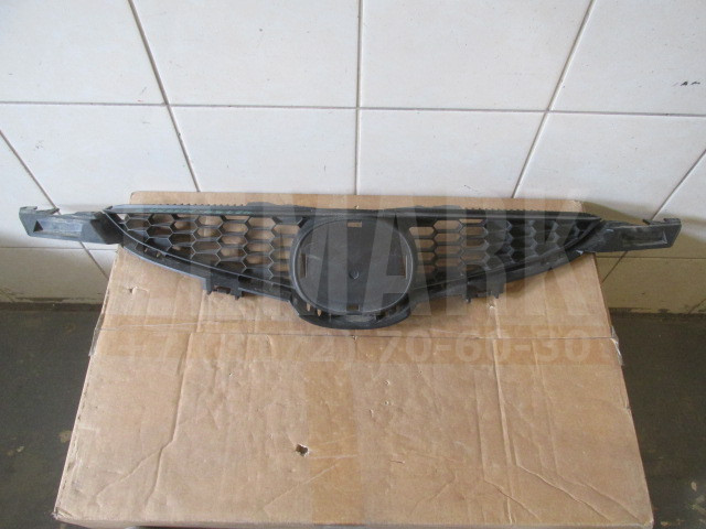Решетка радиатора Mazda 2 2007> D65150711