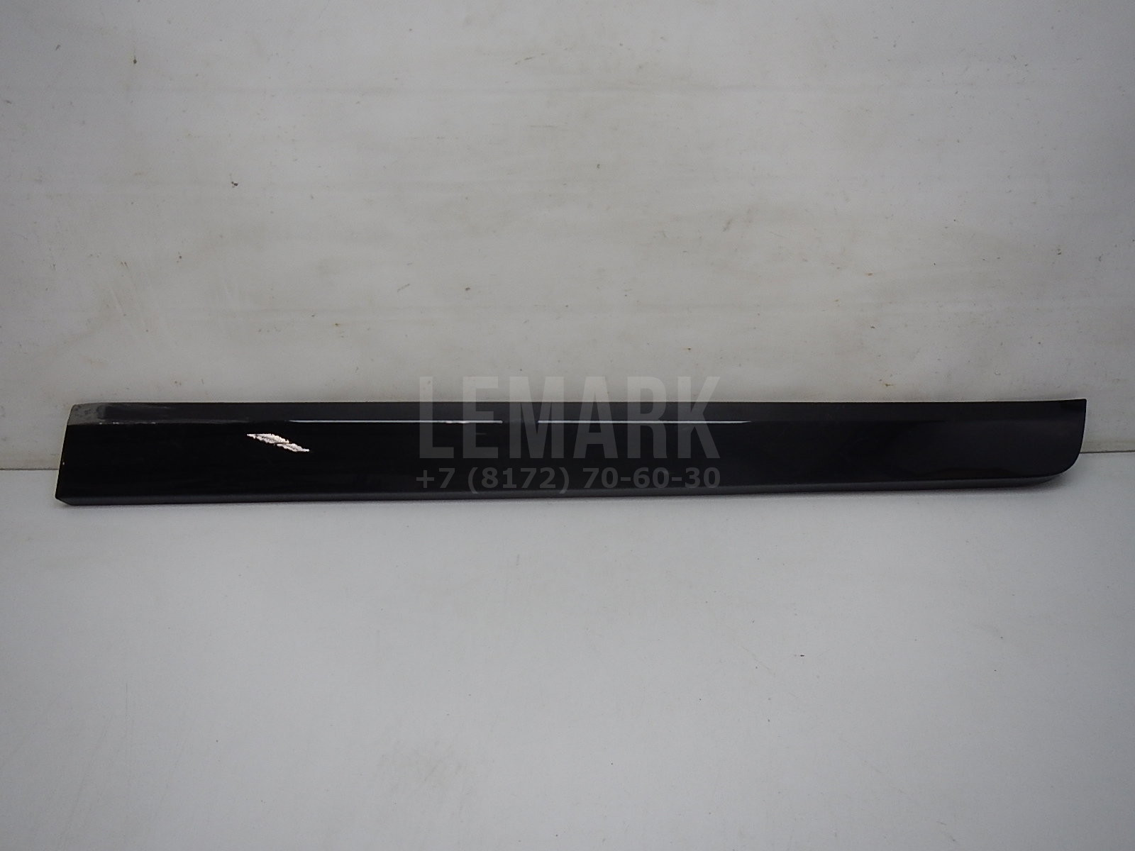 Накладка двери передней правой Volvo XC60 2008-2017 31349336